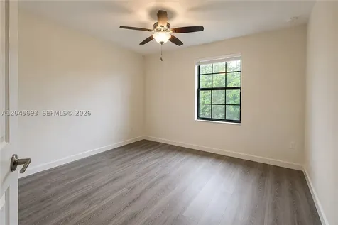 312 SE 37th Terrace Homestead FL 33033
