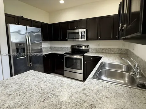 312 SE 37th Terrace Homestead FL 33033