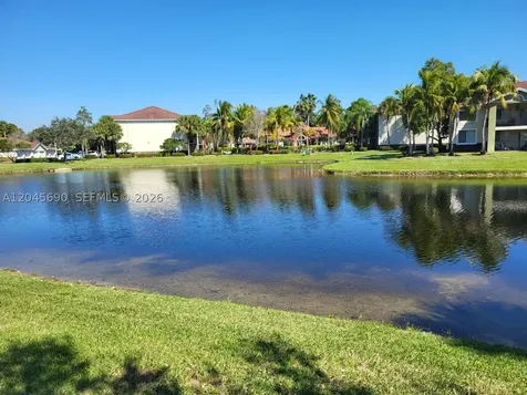 8070 N Nob Hill Road Tamarac FL 33321