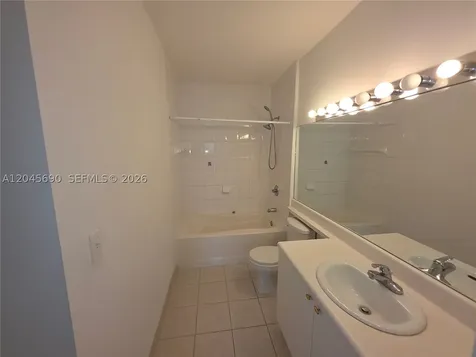 8070 N Nob Hill Road Tamarac FL 33321