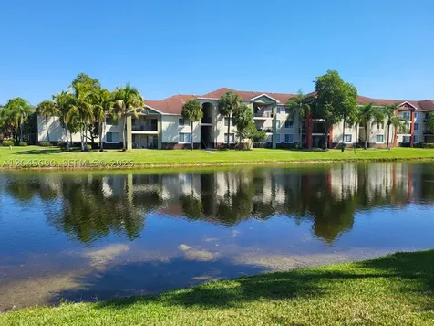 8070 N Nob Hill Road Tamarac FL 33321