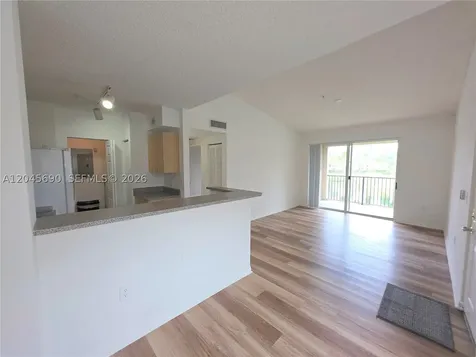 8070 N Nob Hill Road Tamarac FL 33321