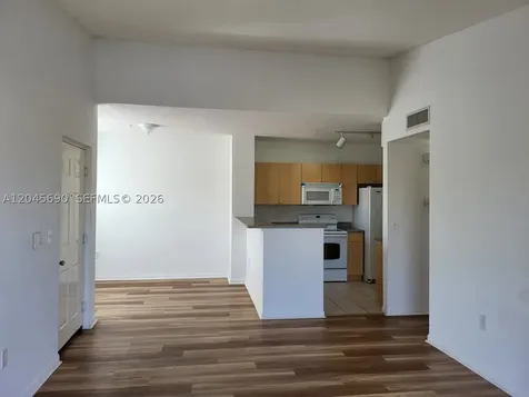 8070 N Nob Hill Road Tamarac FL 33321