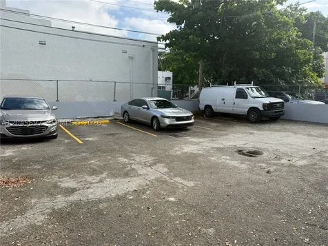 767 SW 9th Street Miami FL 33130
