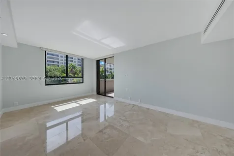 161 Crandon Boulevard Key Biscayne FL 33149