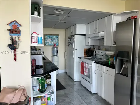 17600 N Bay Road Sunny Isles Beach FL 33160