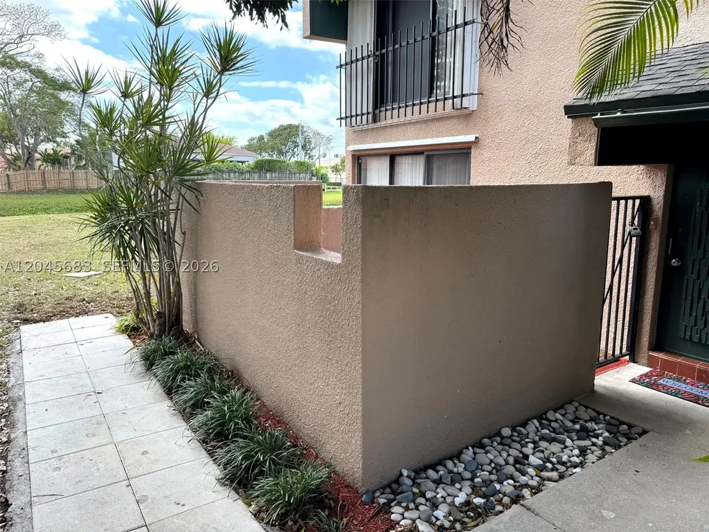 9112 SW 159th Terrace Palmetto Bay FL 33157