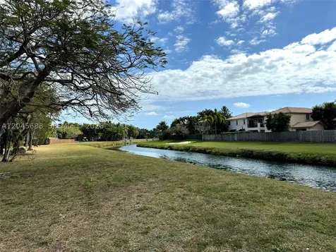 9112 SW 159th Terrace Palmetto Bay FL 33157