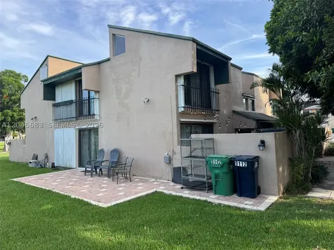 9112 SW 159th Terrace Palmetto Bay FL 33157