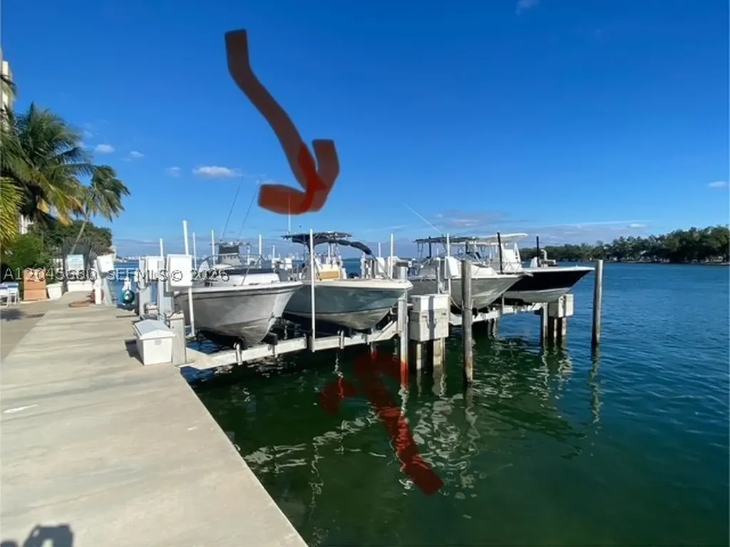 150 SE 25th Road Slip # 7 Miami FL 33129