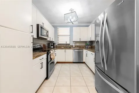 22807 SW 89th Path Cutler Bay FL 33190