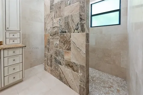 22807 SW 89th Path Cutler Bay FL 33190