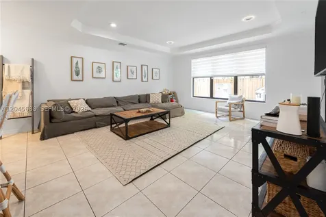 22807 SW 89th Path Cutler Bay FL 33190