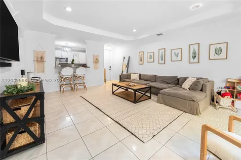 22807 SW 89th Path Cutler Bay FL 33190