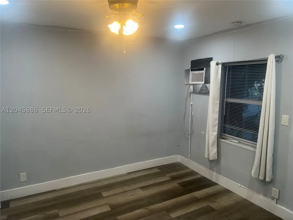 2118 N 19th Avenue Hollywood FL 33020