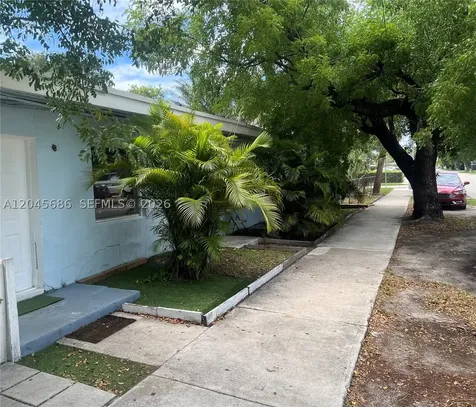 2118 N 19th Avenue Hollywood FL 33020
