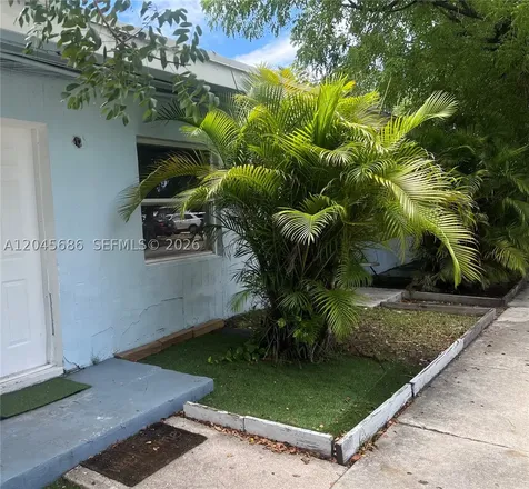 2118 N 19th Avenue Hollywood FL 33020