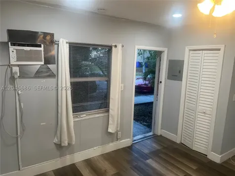 2118 N 19th Avenue Hollywood FL 33020
