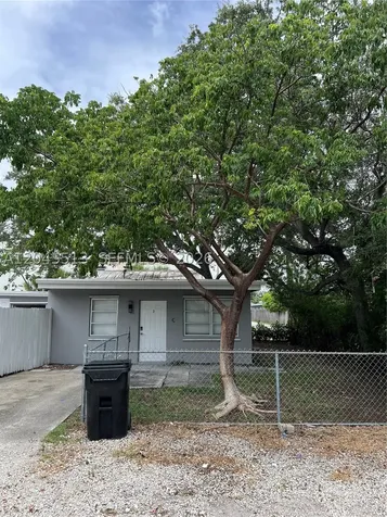 325 SW 14th Court Fort Lauderdale FL 33315