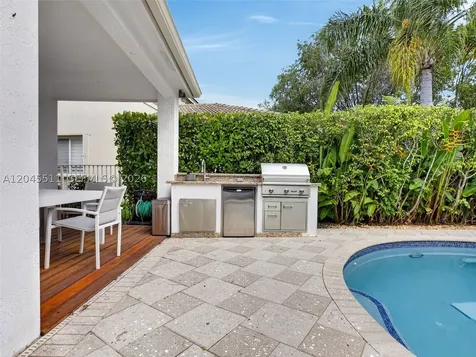 1401 Canary Island Drive Weston FL 33327