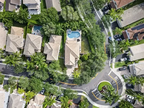 1401 Canary Island Drive Weston FL 33327