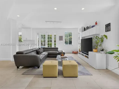 1401 Canary Island Drive Weston FL 33327