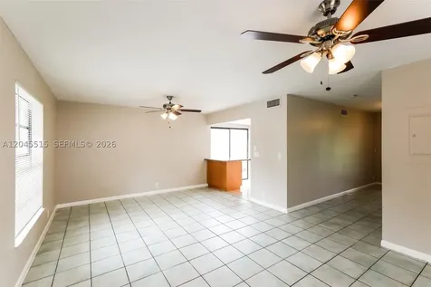 1430 W Sandpiper Circle Pembroke Pines FL 33026