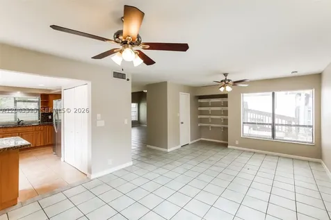 1430 W Sandpiper Circle Pembroke Pines FL 33026