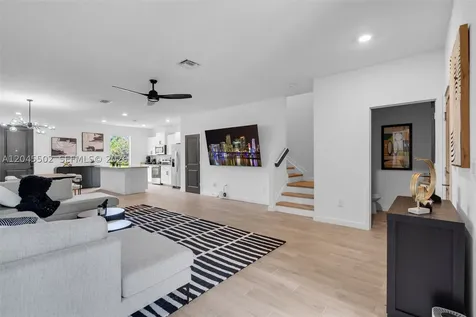 387 NW 17th Street Fort Lauderdale FL 33311