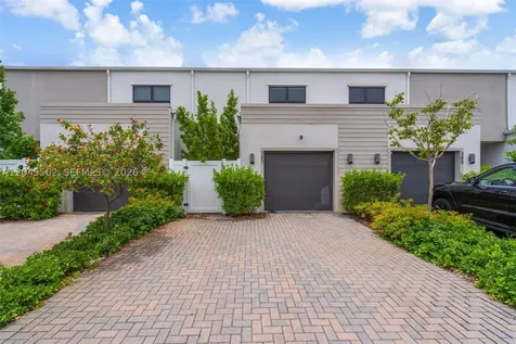 387 NW 17th Street Fort Lauderdale FL 33311