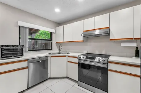 10060 SW 137th Court Miami FL 33186