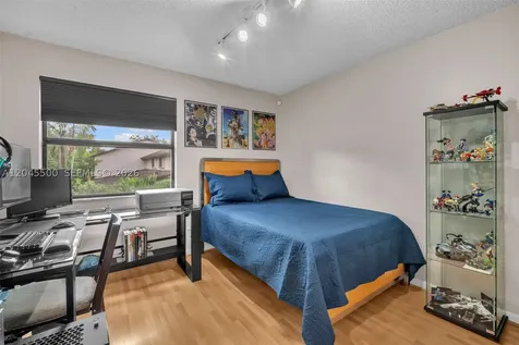 10060 SW 137th Court Miami FL 33186