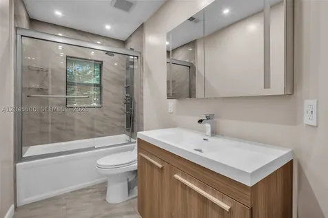 10060 SW 137th Court Miami FL 33186