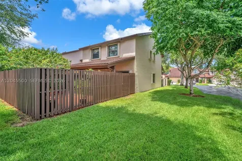 10060 SW 137th Court Miami FL 33186