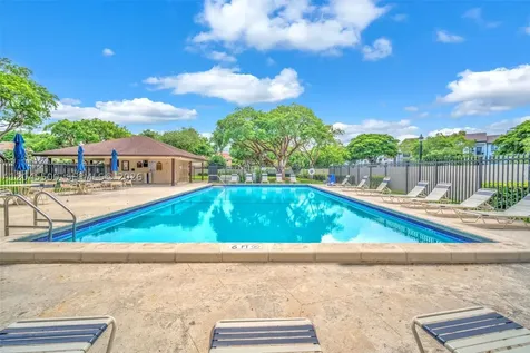 10060 SW 137th Court Miami FL 33186