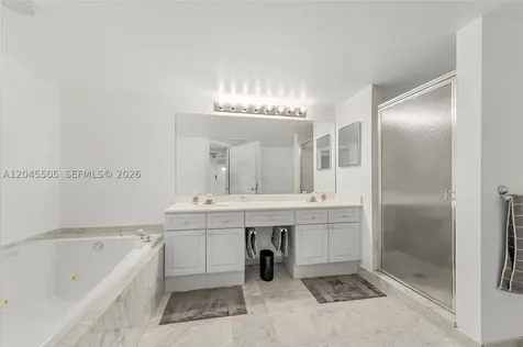 17275 Collins Avenue Sunny Isles Beach FL 33160