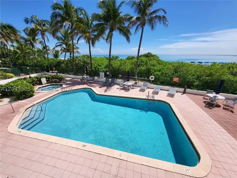 17275 Collins Avenue Sunny Isles Beach FL 33160