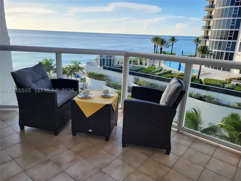 17275 Collins Avenue Sunny Isles Beach FL 33160