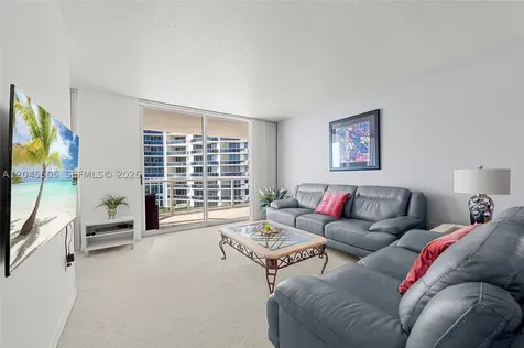 17275 Collins Avenue Sunny Isles Beach FL 33160