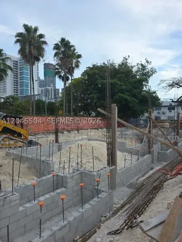 933 SW 4th Avenue Miami FL 33130