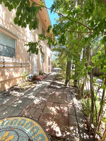 115 NE 14th Avenue Fort Lauderdale FL 33301