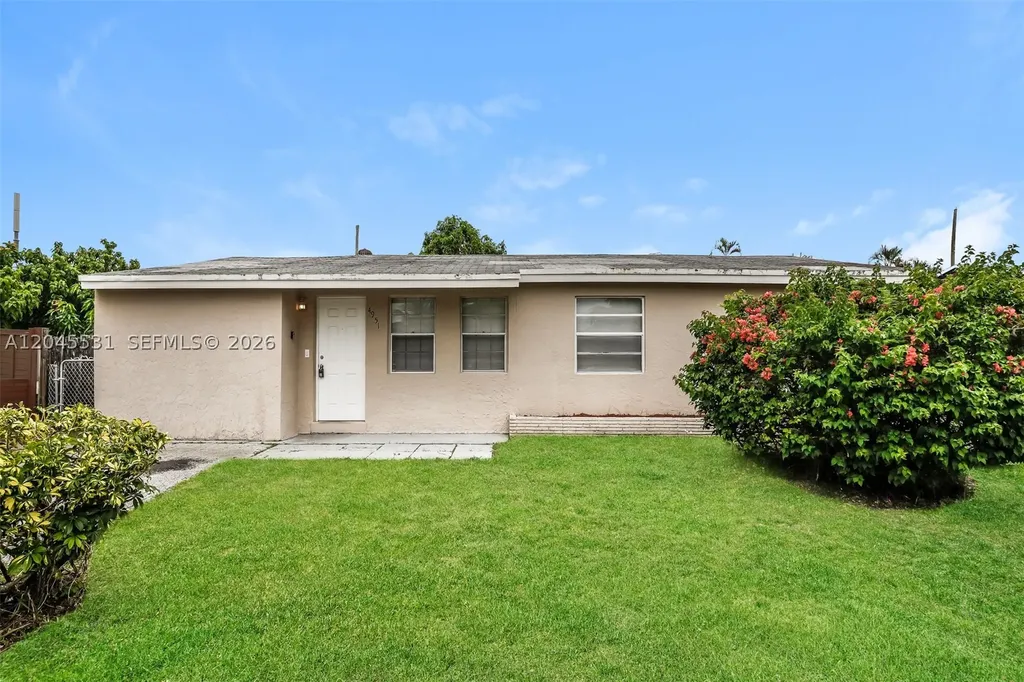 4951 SW 16th Street Plantation FL 33317