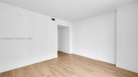 555 NE 34th Street Miami FL 33137