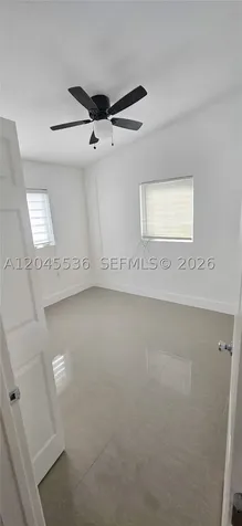 4211 SW 38th Street West Park FL 33023