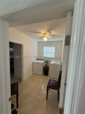 4211 SW 38th Street West Park FL 33023