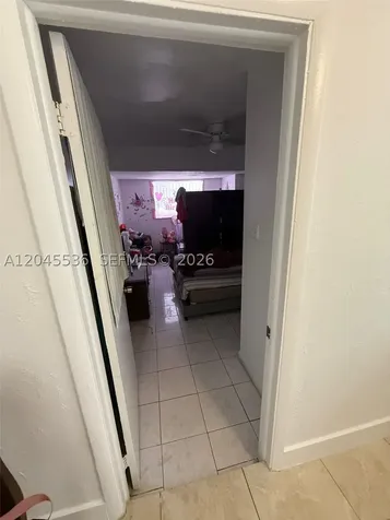 4211 SW 38th Street West Park FL 33023