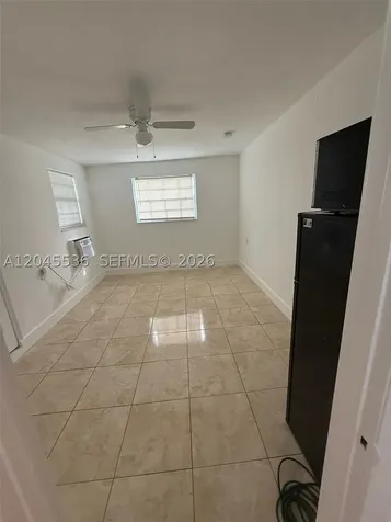 4211 SW 38th Street West Park FL 33023