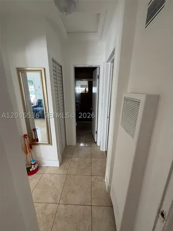 4211 SW 38th Street West Park FL 33023