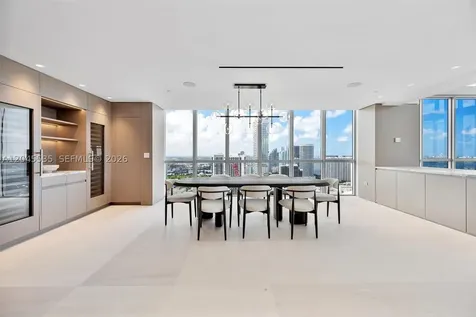 1100 Biscayne Boulevard Miami FL 33132
