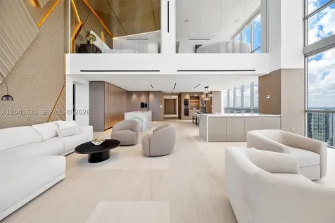 1100 Biscayne Boulevard Miami FL 33132